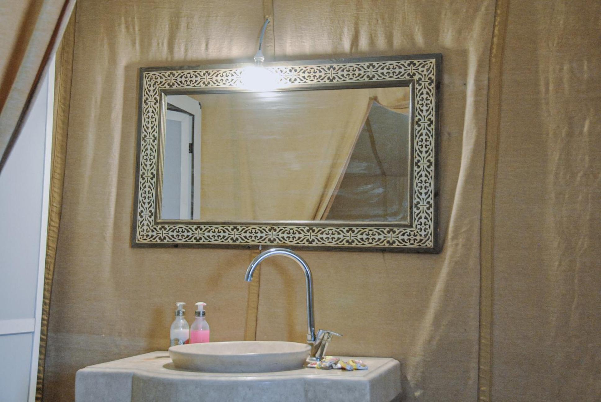 Camel Trips Luxury Camp Hotel Merzouga Exterior foto